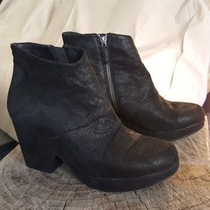 Eileen Fisher platform Bootie